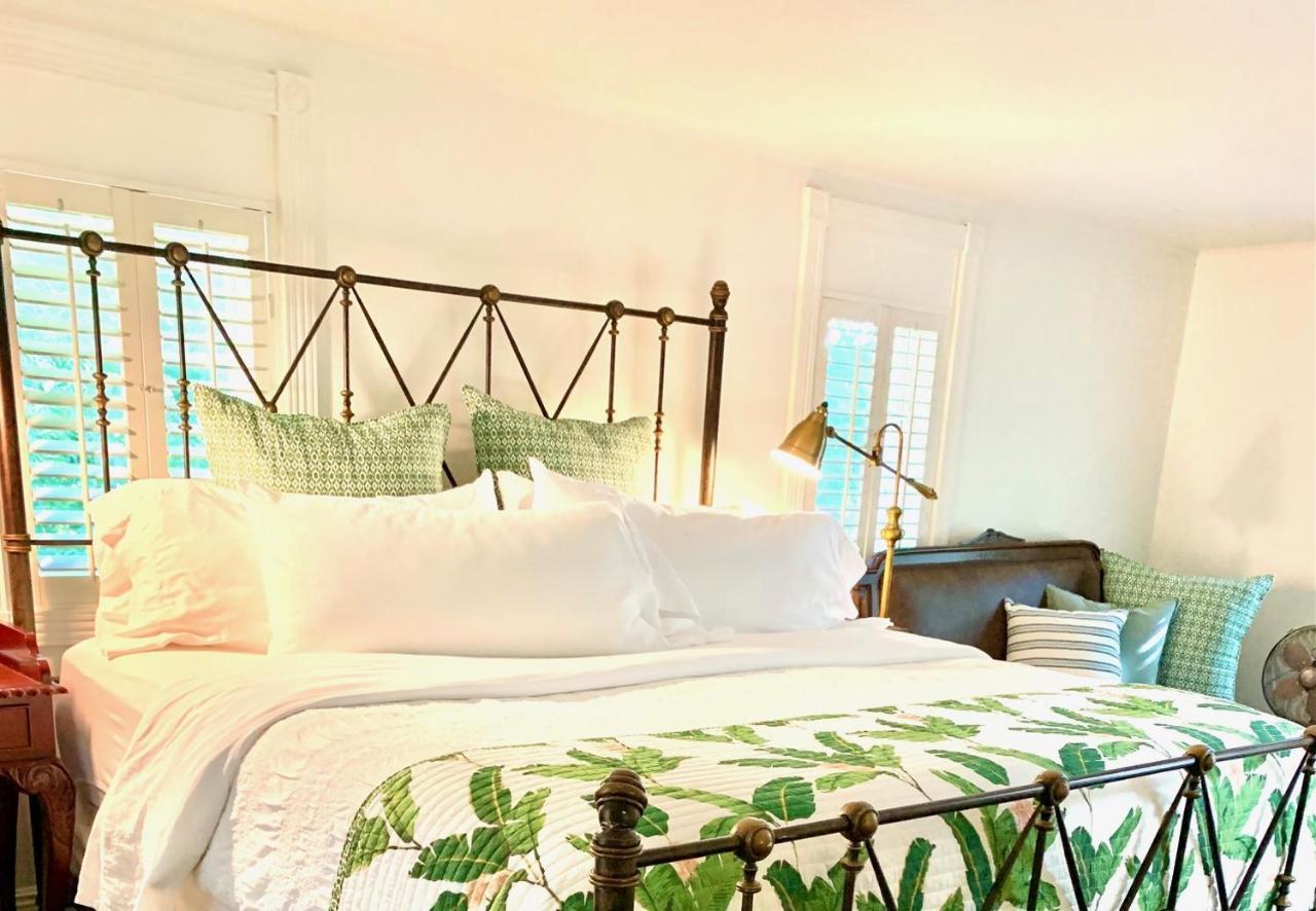 Bed & Breakfast Plantation House 4*